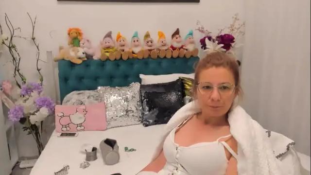 Thumbnail 3, prettyblackeyes's Stream at Chaturbate, 1 month ago