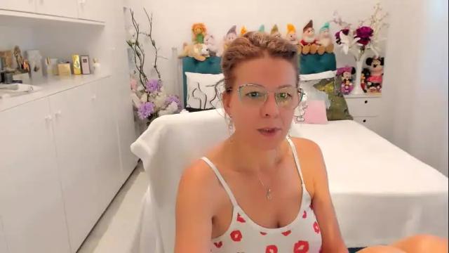 Image 4 of prettyblackeyes Stream on Chaturbate on 18 days ago