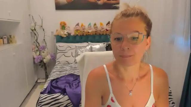 Thumbnail 1, prettyblackeyes's Stream at Chaturbate, 13 days ago