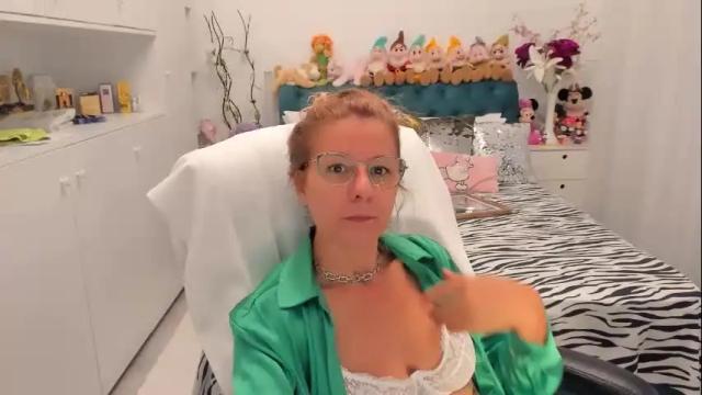 Thumbnail 1, prettyblackeyes's Stream at Chaturbate, 3 months ago