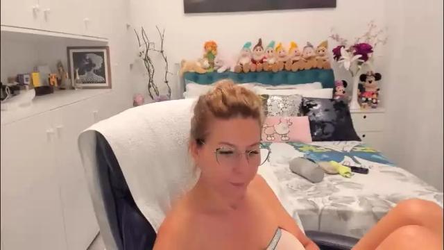 Thumbnail 3, prettyblackeyes's Stream at Chaturbate, 2 months ago