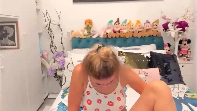 Image 4 of prettyblackeyes Stream on Chaturbate on 2 months ago