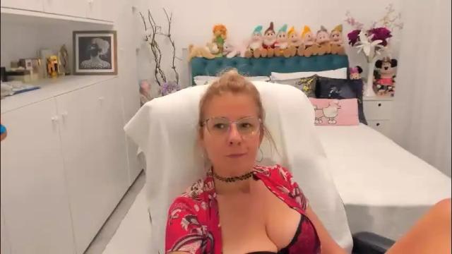 Thumbnail 3, prettyblackeyes's Stream at Chaturbate, 2 months ago