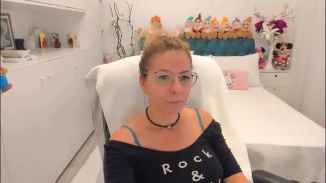 Thumbnail 1, prettyblackeyes's Stream at Chaturbate, 22 days ago
