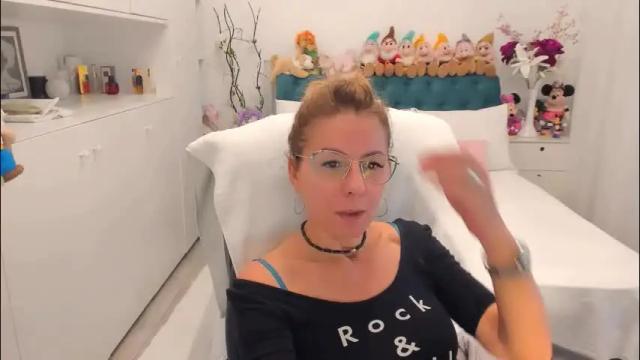 Image 8 of prettyblackeyes Stream on Chaturbate on 23 days ago