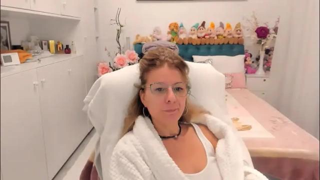 Thumbnail 3, prettyblackeyes's Stream at Chaturbate, 20 hours ago