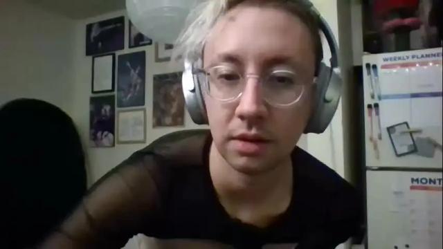 Image 5 of prettyboythings Stream on Chaturbate on 11 months ago