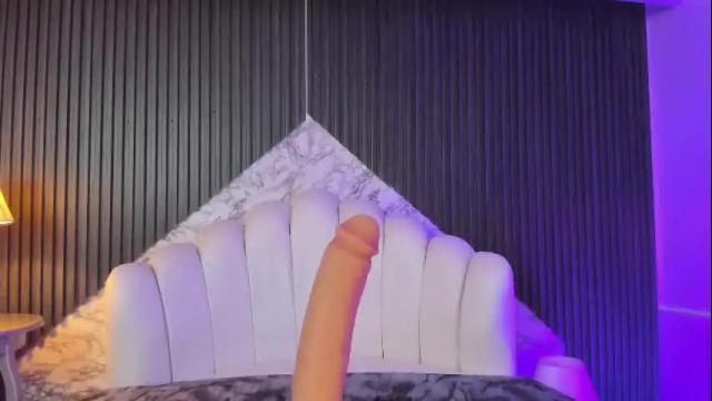 Image 11 of prettybullet Stream on Chaturbate on 1 month ago