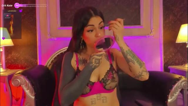 Image 10 of prettybullet Stream on Chaturbate on 24 days ago