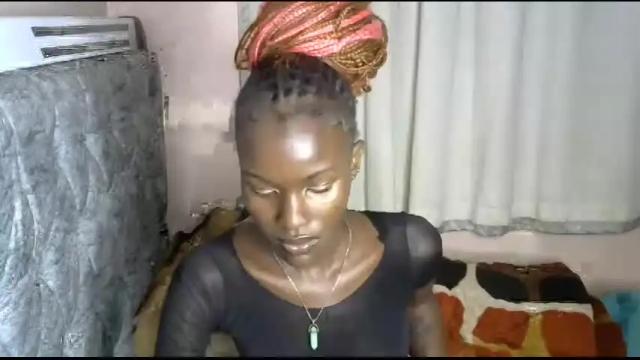 Image 3 of prettycharm_ Stream on Chaturbate on 18 months ago