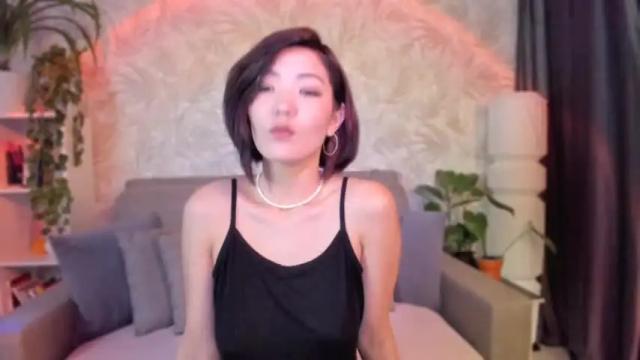 Image 10 of prettydi Stream on Chaturbate on 14 months ago