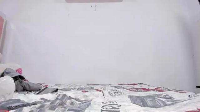 Image 12 of prettygirl_00 Stream on Chaturbate on 24 months ago