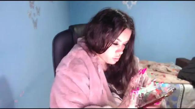 Image 8 of prettyjulliette Stream on Chaturbate on 13 months ago