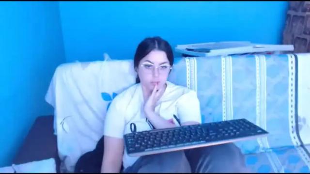 Image 12 of prettyjulliette Stream on Chaturbate on 13 months ago