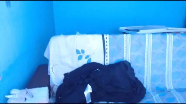 Image 2 of prettyjulliette Stream on Chaturbate on 13 months ago