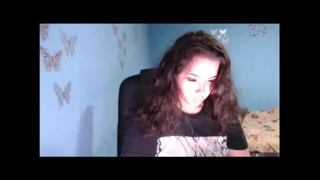 Image 4 of prettyjulliette Stream on Chaturbate on 12 months ago