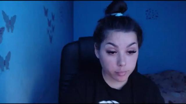 Image 4 of prettyjulliette Stream on Chaturbate on 12 months ago