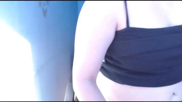 Image 4 of prettyjulliette Stream on Chaturbate on 12 months ago