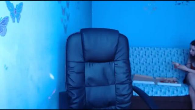 Image 7 of prettyjulliette Stream on Chaturbate on 12 months ago