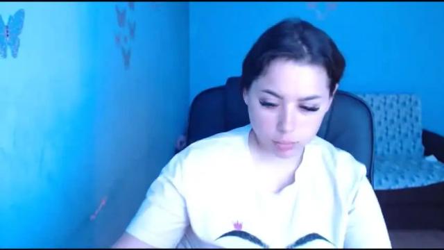 Image 4 of prettyjulliette Stream on Chaturbate on 12 months ago