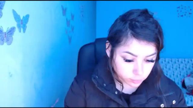 Image 4 of prettyjulliette Stream on Chaturbate on 12 months ago
