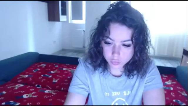 Image 3 of prettyjulliette Stream on Chaturbate on 7 days ago