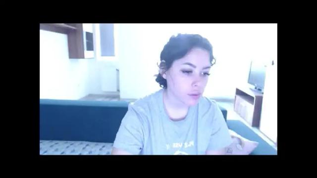 Image 3 of prettyjulliette Stream on Chaturbate on 1 month ago