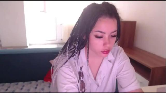 Image 11 of prettyjulliette Stream on Chaturbate on 1 month ago