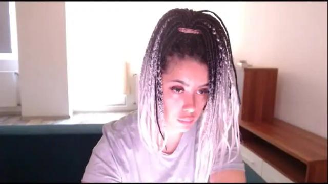 Image 10 of prettyjulliette Stream on Chaturbate on 28 days ago