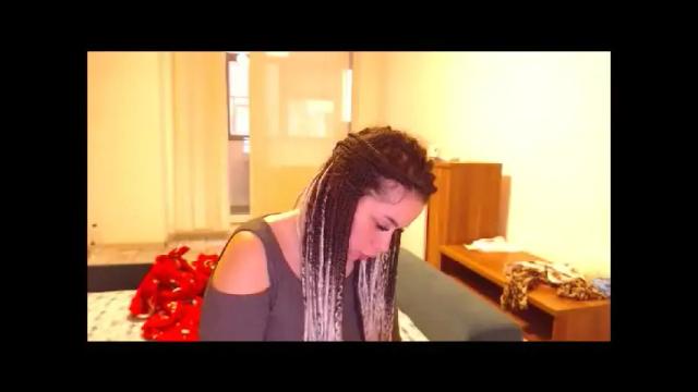 Image 12 of prettyjulliette Stream on Chaturbate on 26 days ago
