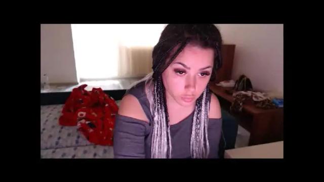 Image 2 of prettyjulliette Stream on Chaturbate on 26 days ago