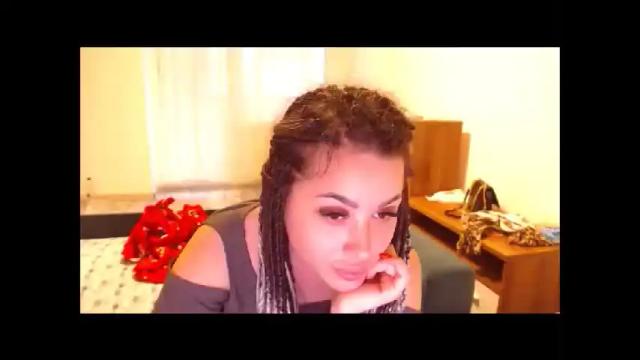 Image 7 of prettyjulliette Stream on Chaturbate on 26 days ago