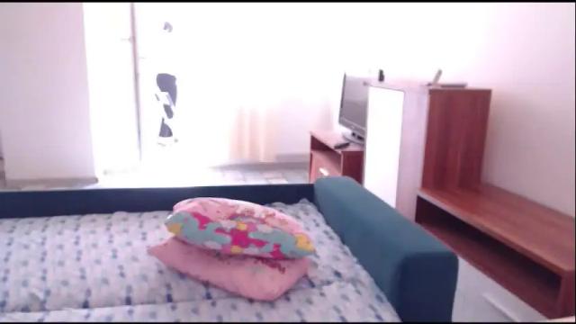 Image 10 of prettyjulliette Stream on Chaturbate on 11 days ago