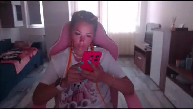 Image 10 of prettyjulliette Stream on Chaturbate on 1 month ago