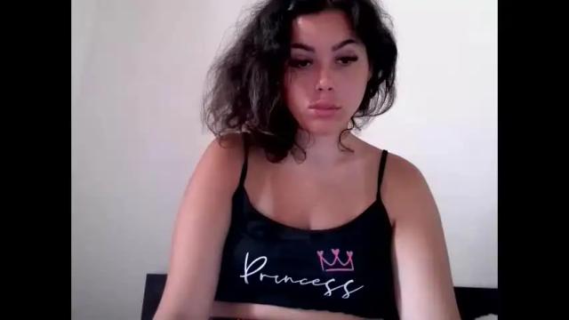 Image 3 of prettyjulliette Stream on Chaturbate on 10 days ago