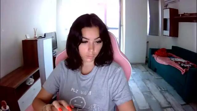 Image 4 of prettyjulliette Stream on Chaturbate on 1 month ago