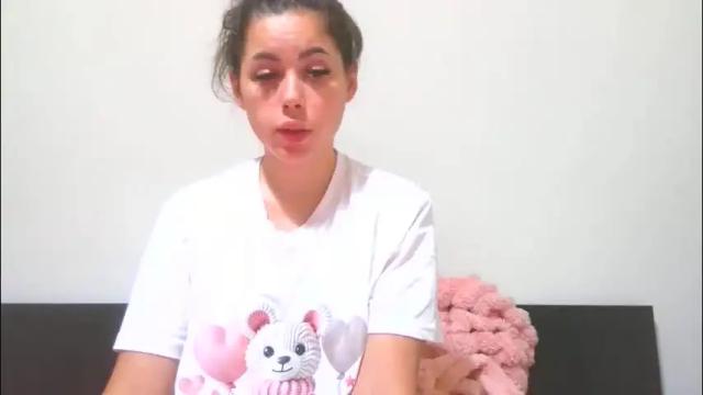 Image 4 of prettyjulliette Stream on Chaturbate on 1 month ago