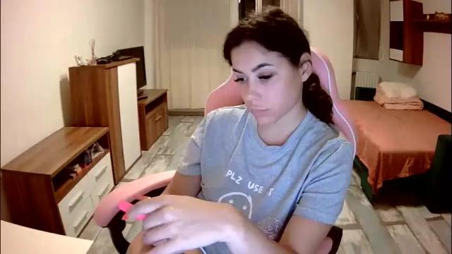 Image 11 of prettyjulliette Stream on Chaturbate on 1 month ago