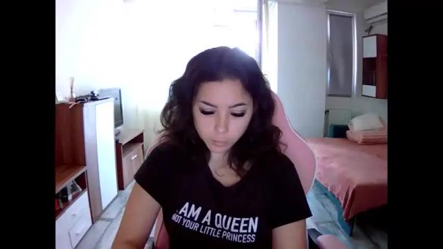 Image 7 of prettyjulliette Stream on Chaturbate on 1 month ago