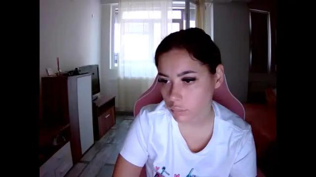 Image 10 of prettyjulliette Stream on Chaturbate on 1 month ago