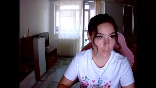 Image 11 of prettyjulliette Stream on Chaturbate on 1 month ago