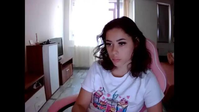 Image 3 of prettyjulliette Stream on Chaturbate on 1 month ago