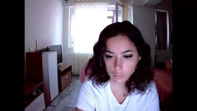 Image 8 of prettyjulliette Stream on Chaturbate on 1 month ago