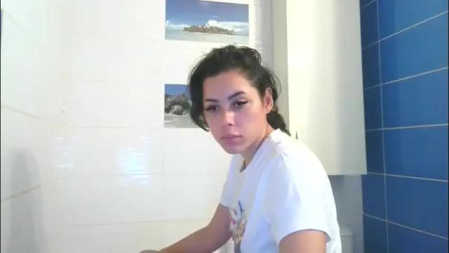 Image 3 of prettyjulliette Stream on Chaturbate on 9 days ago