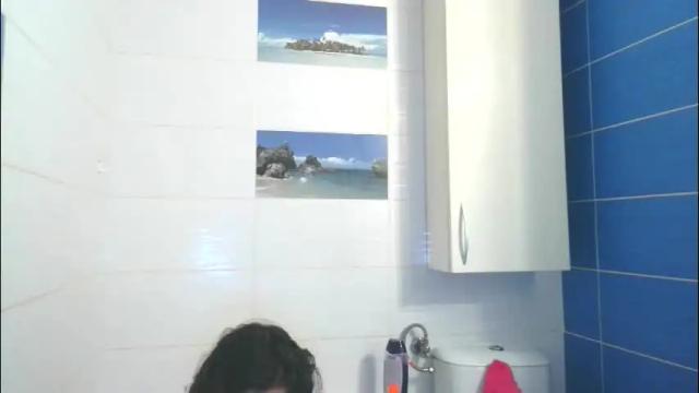 Image 7 of prettyjulliette Stream on Chaturbate on 9 days ago