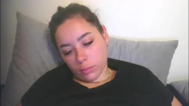 Image 6 of prettyjulliette Stream on Chaturbate on 1 month ago
