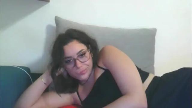 Image 10 of prettyjulliette Stream on Chaturbate on 28 days ago