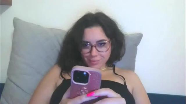 Image 6 of prettyjulliette Stream on Chaturbate on 28 days ago