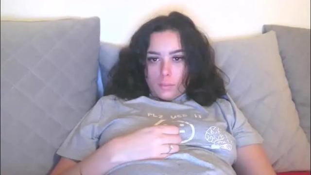 Image 4 of prettyjulliette Stream on Chaturbate on 20 days ago