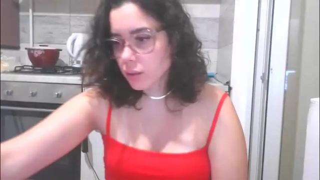Image 8 of prettyjulliette Stream on Chaturbate on 12 days ago